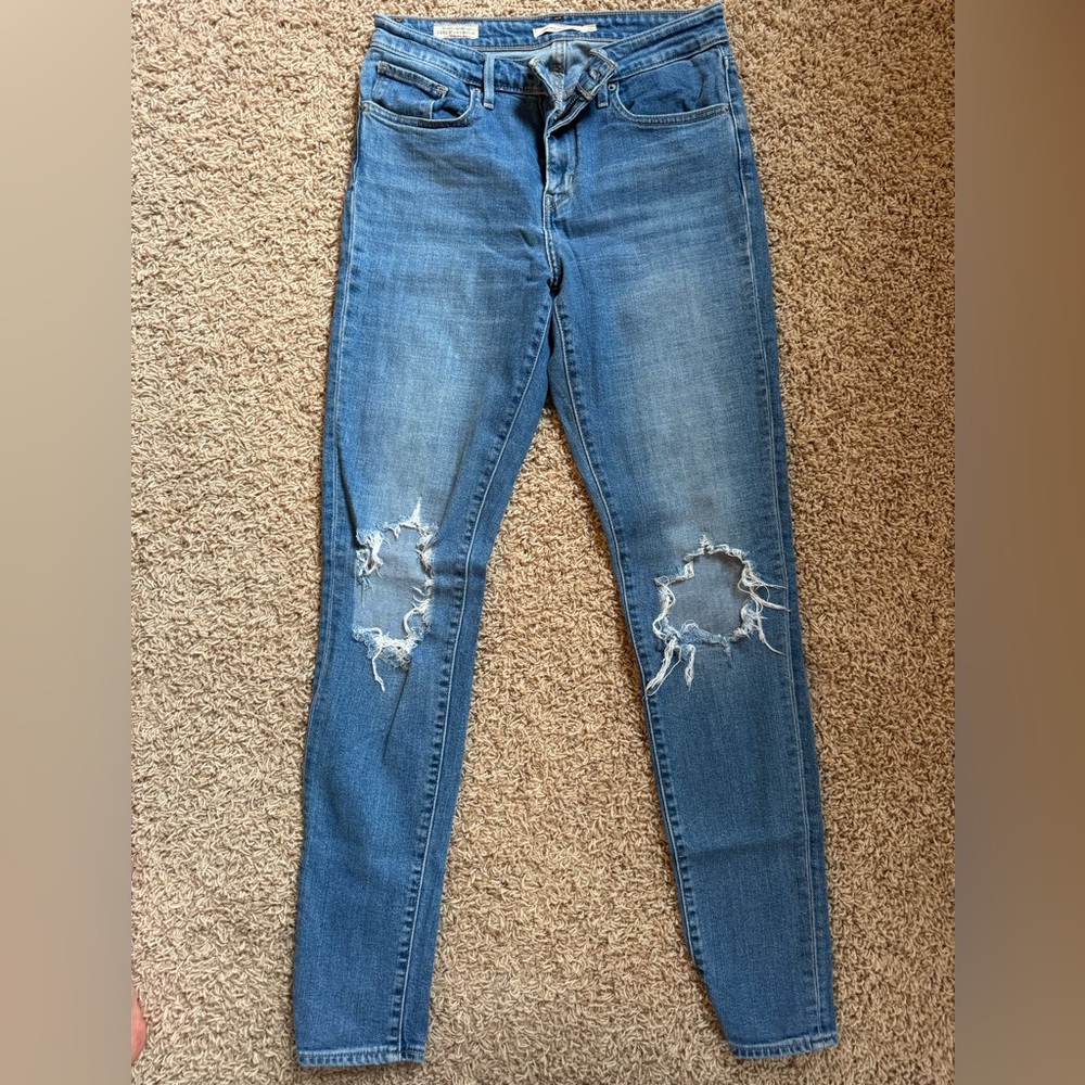 Levi’s 721 high rise skinny jeans